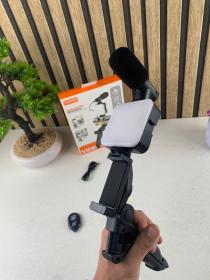 Kit d’enregistrement vidéo pour smartphone et appareil photo avec microphone à LED intégré – طقم تصورير إحترافي مع ميكروفون وإضاءة مدمجة